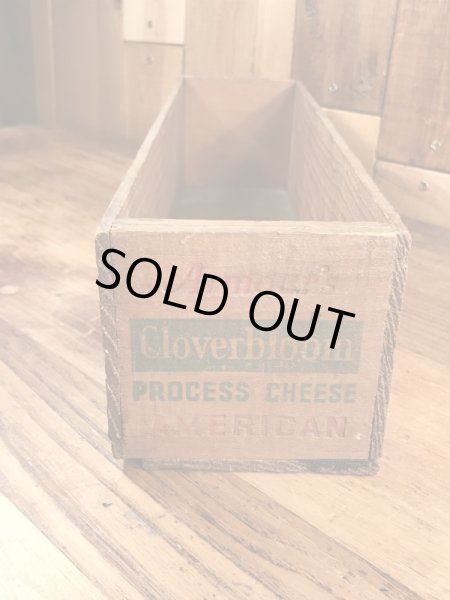 Cloverbloom社製のチーズが入っていたビンテージ木箱
