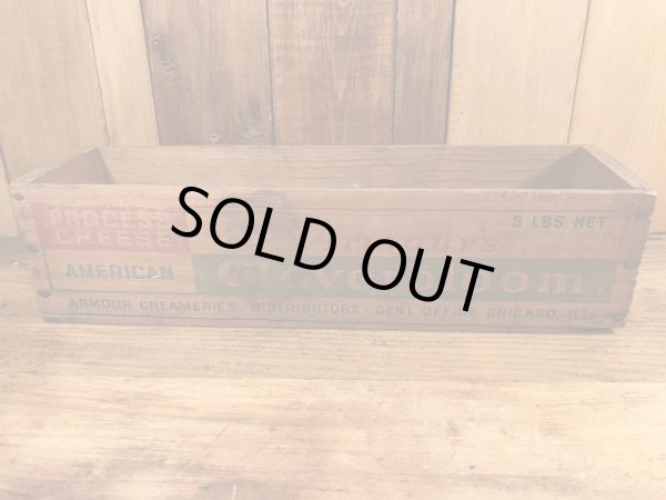 Cloverbloom社の木製のヴィンテージチーズボックス