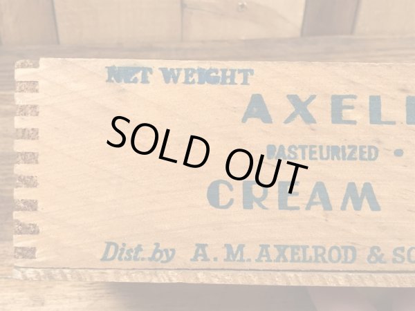 Axelrod'sの木製のヴィンテージチーズボックス