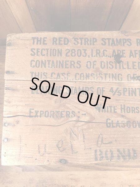 White Horse Cellerのスコッチウイスキーのヴィンテージウッドボックス