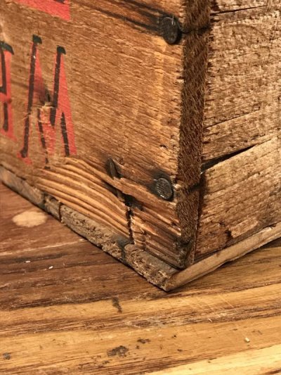 画像1: White Horse Celler Blended Scotch Whisky Wood Box スコッチウイスキー ビンテージ ウッドボックス 木箱 〜50年代