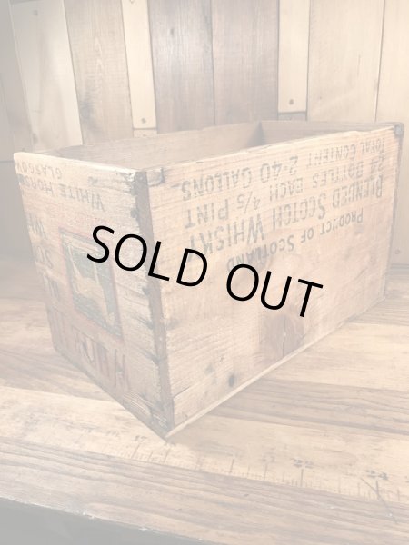 White Horse Cellerのスコッチウイスキーのビンテージ木箱