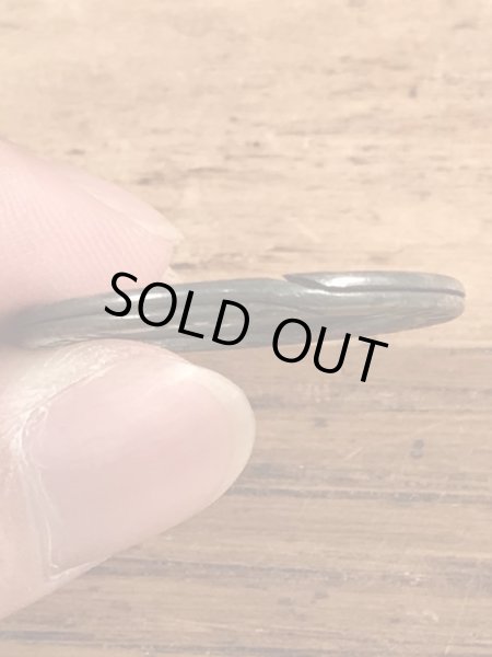 アドバタイジング物のノベルティのヴィンテージキーリング