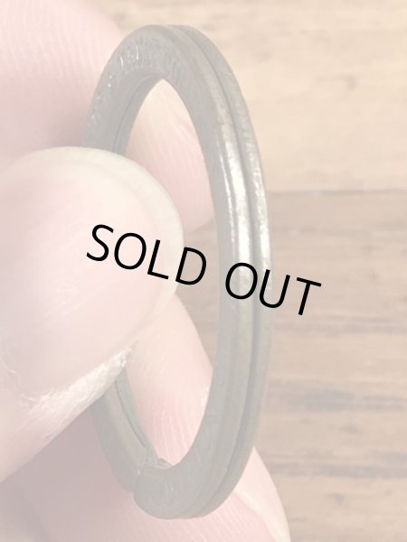 アドバタイジング物のノベルティのヴィンテージキーリング