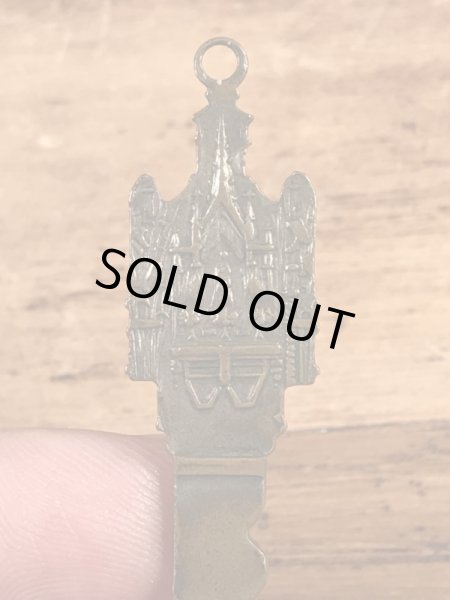 セントアンズ教会のスーベニア物のビンテージの鍵