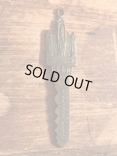 セントアンズ教会のスーベニア物のビンテージの鍵