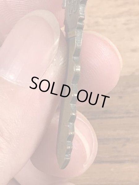 画像16: Souvenir Ste Anne's Fiskdale Mass. Key セントアンズ教会 ビンテージ スーベニアキー 鍵 30年代 (16)