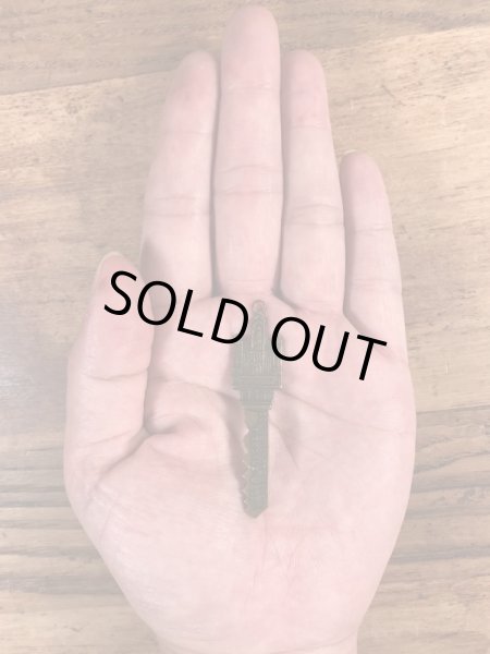 セントアンズ教会のスーベニア物のビンテージの鍵