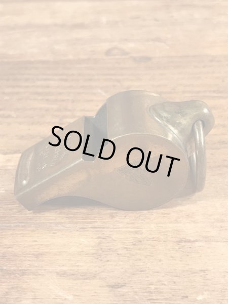 真鍮製のミリタリー物のヴィンテージホイッスル