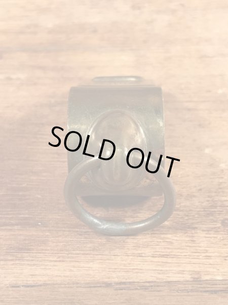 真鍮製のミリタリー物のヴィンテージホイッスル