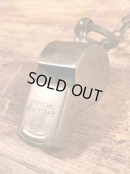 ミリタリー物のブラス製のビンテージ呼び笛