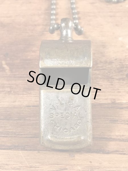 V.L.& A.Special Chicagoのボールチェーンが付いたヴィンテージホイッスル