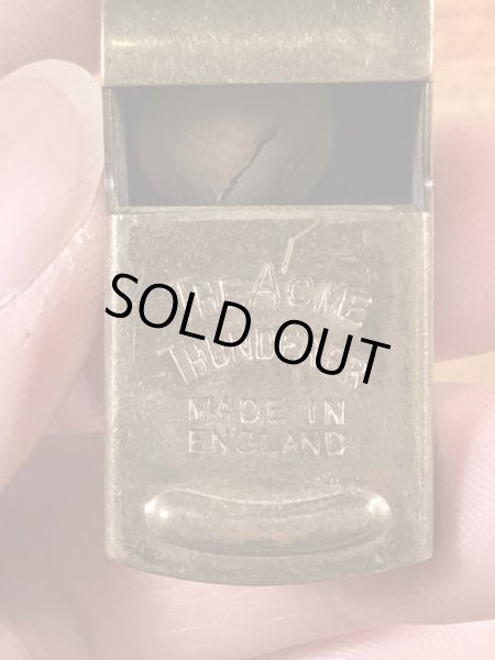 真鍮製のミリタリー物のヴィンテージホイッスル