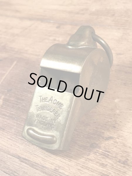 真鍮製のミリタリー物のヴィンテージホイッスル