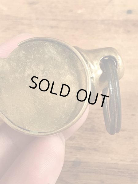 The Acme Thundererの真鍮製のビンテージの笛