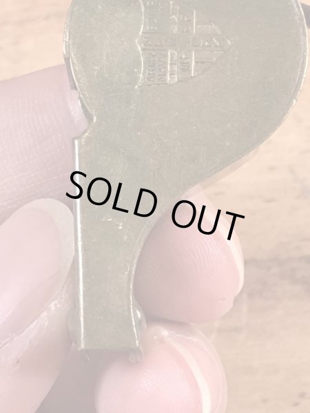 真鍮製のミリタリー物のヴィンテージホイッスル