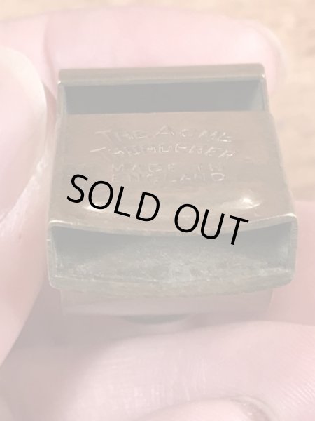 真鍮製のミリタリー物のヴィンテージホイッスル