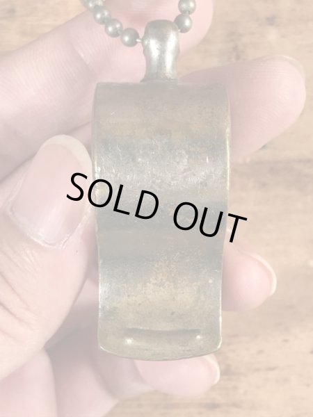 V.L.& A.Special Chicagoのボールチェーンが付いたヴィンテージホイッスル