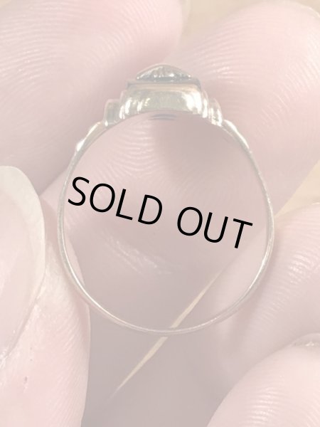 1943年のゴールドのヴィンテージスクールリング