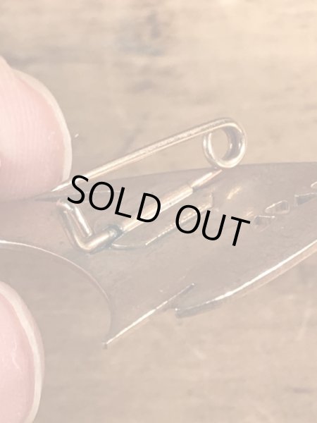 U.S.Navyのボート型のヴィンテージピンズ