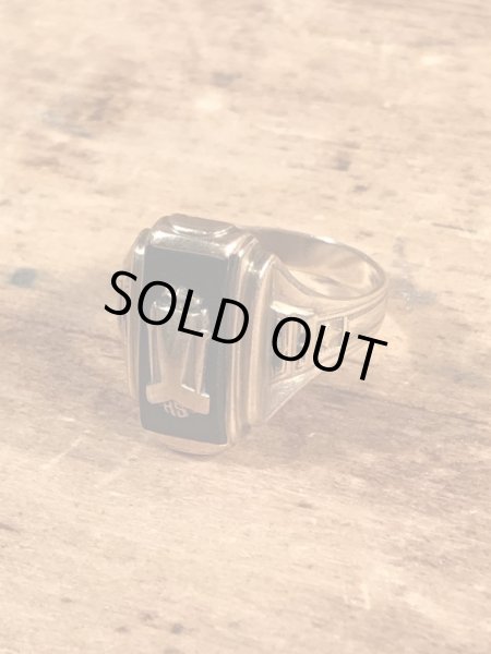 1943年のゴールドのヴィンテージスクールリング