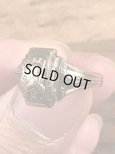 ジャスティン社製の10Kのビンテージカレッジリング