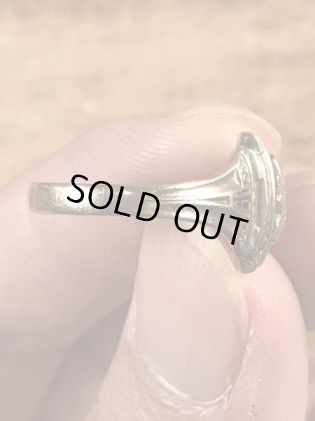 1944年のJosten社製のヴィンテージスクールリング