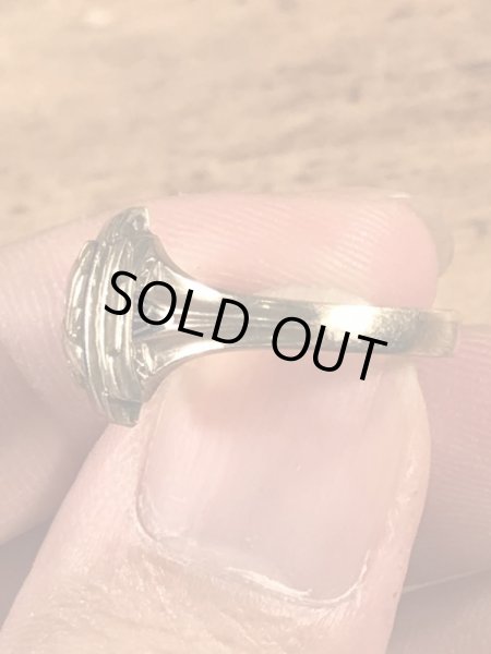 1944年のJosten社製のヴィンテージスクールリング