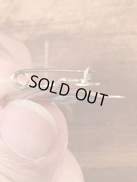 U.S.Navyのボート型のヴィンテージピンズ