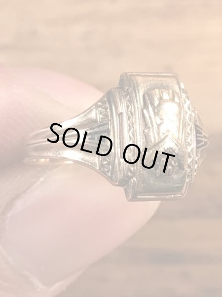 ジャスティン社製の10Kのビンテージカレッジリング