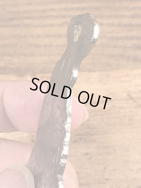 White Rock Water & Ginger Aleの女神のビンテージ栓抜き