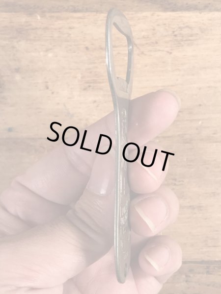 ブルーリボンのパブストビールのビンテージ栓抜き