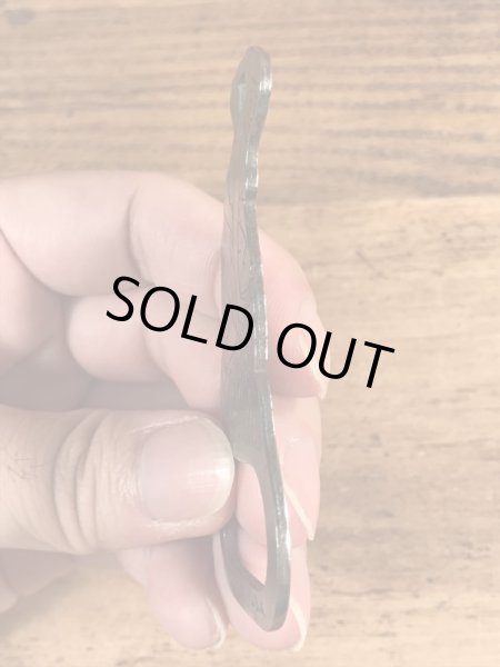 White Rock Water & Ginger Aleの女神のビンテージ栓抜き