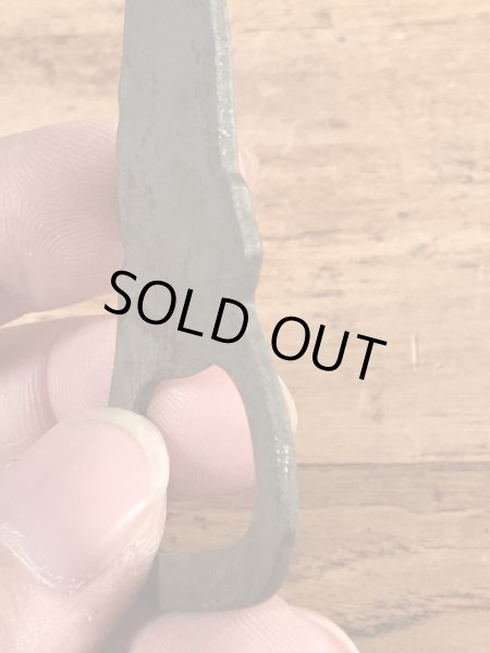 White Rock Water & Ginger Aleの女神のビンテージ栓抜き