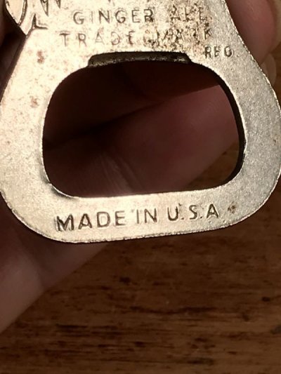 画像1: White Rock Water & Ginger Ale Bottle Opener　ホワイトロック　ビンテージ　ボトルオープナー　栓抜き　1900〜30年代
