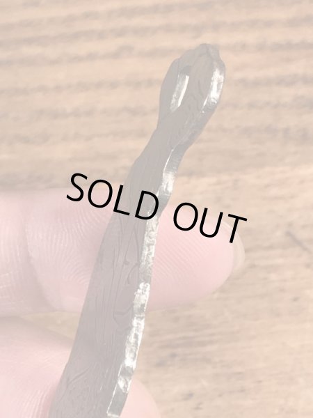 White Rock Water & Ginger Aleの女神のビンテージ栓抜き