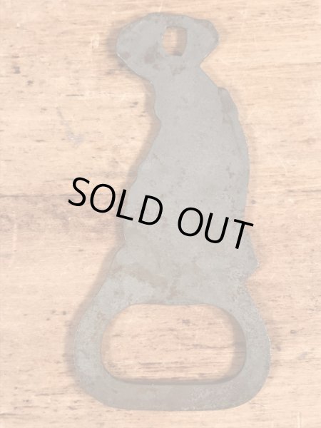 White Rock Water & Ginger Aleの女神のヴィンテージボトルオープナー