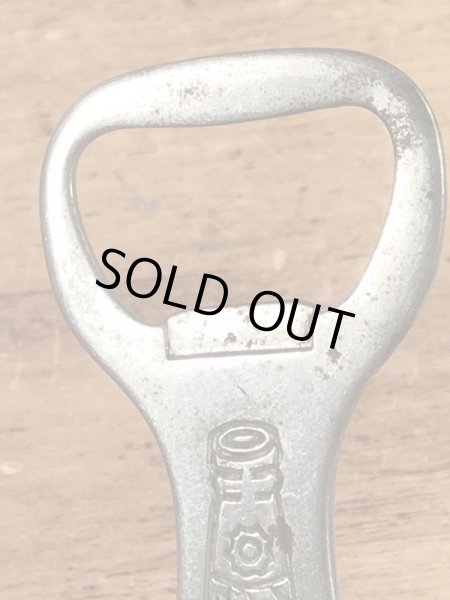 ブルーリボンのパブストビールのビンテージ栓抜き