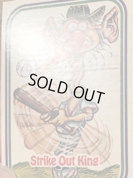 LEAF社製のベースボールモンスターの80年代ビンテージシールカード