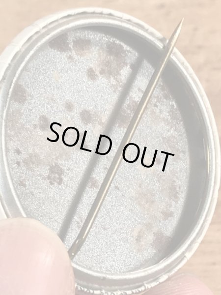 Discover Americaの企業物のビンテージ缶バッジ