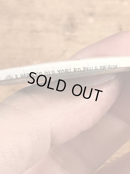 Discover Americaの企業物のビンテージ缶バッジ