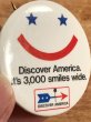 Discover Americaの企業物のビンテージ缶バッジ