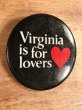 Virginia Is For Loversのメッセージが書かれたビンテージ缶バッジ