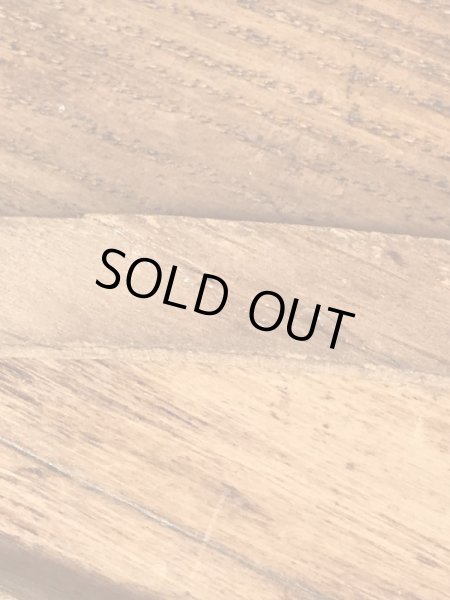 アメリカのクリーニング店で使用されていたビンテージ木製ハンガー