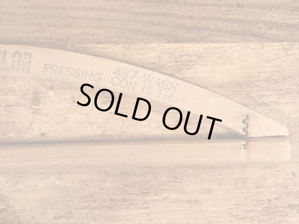 アメリカのアドバタイジング物のアンティークのウッドハンガー