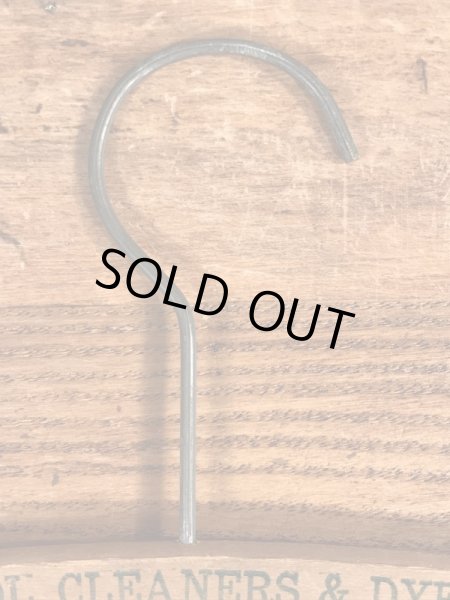 アメリカのクリーニング店で使用されていたビンテージハンガー