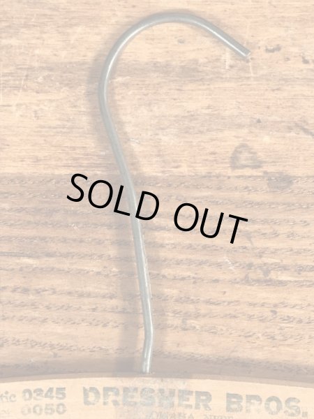 アメリカのクリーニング店で使用されていたビンテージ木製ハンガー