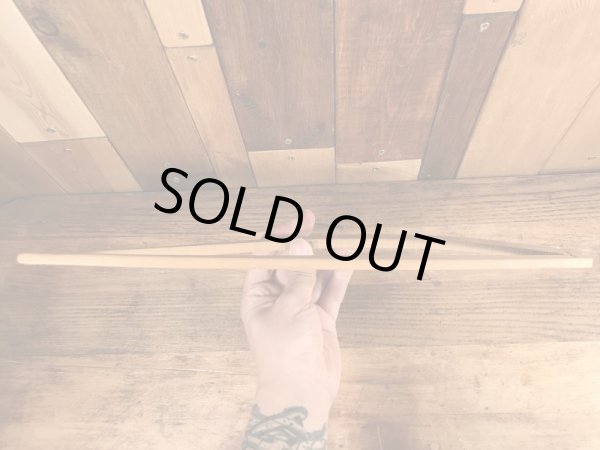 アメリカのクリーニング店で使用されていたビンテージ木製ハンガー