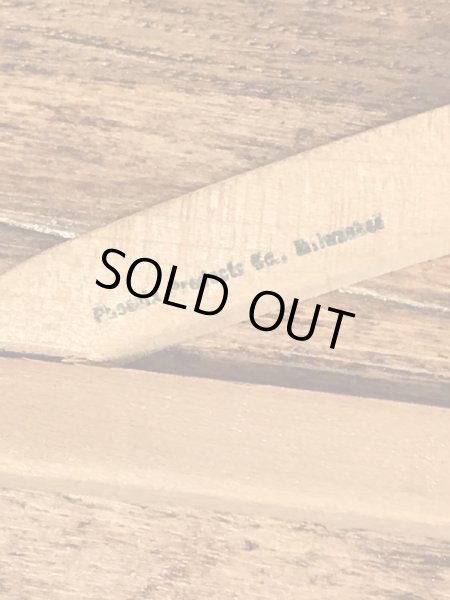 アメリカのクリーニング店で使用されていたビンテージ木製ハンガー