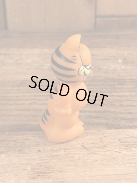 Dakin社製のガーフィールドのビンテージソフビ人形